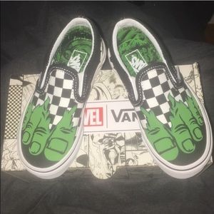 NEVER WORN KIDS HULK VANS